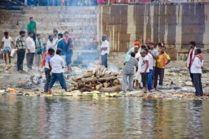 Asha Bhosle’s Last Rites To Be Held Tomorrow At Shivaji Park