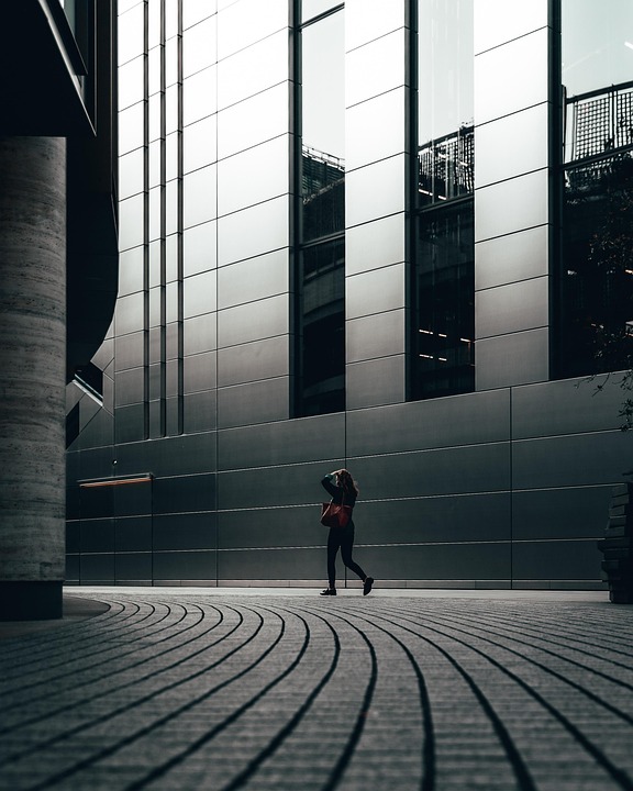 Market Pressures: 15 Large-Cap Stocks Plunge 30–50% from Yearly Highs—Is Your Portfolio Affected?
